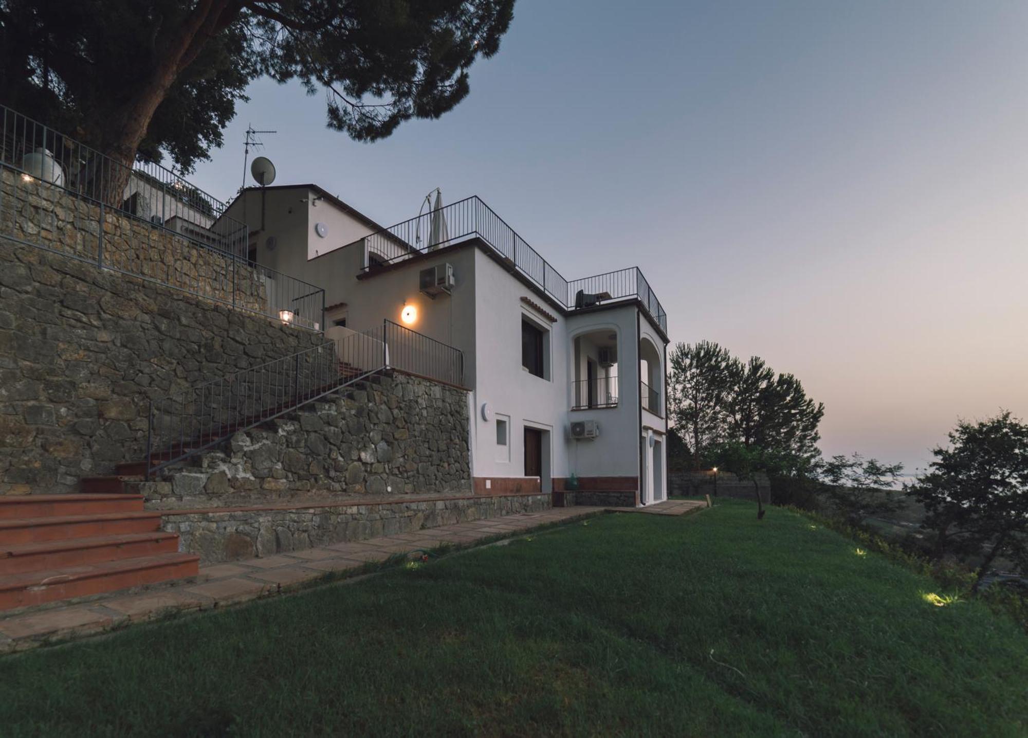Villa Crawford Сан-Нікола-Арчелла Екстер'єр фото